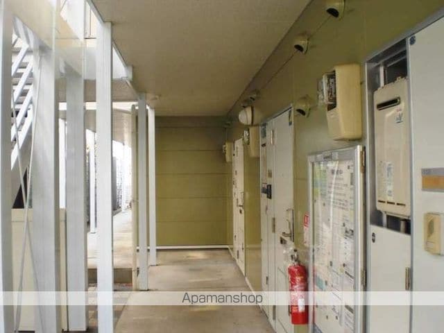 レオパレスYOSIGENの玄関写真