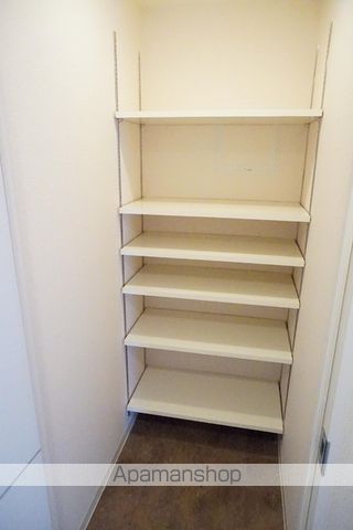 リヴェースよこいの内装写真