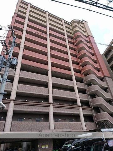 CAVANA天神の玄関写真