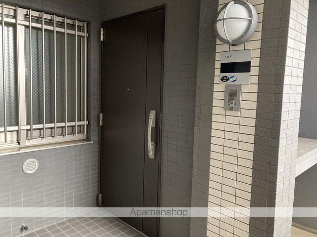 ダイアパレス川端町の玄関写真