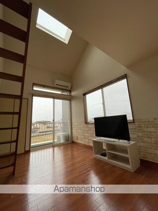 グリンピュア古川Ｃ棟[1K/16.6m2]のリビング・居間