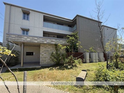 シャーメゾン宇多津　Ｂ棟[3LDK/73.89m2]の外観1