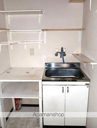 メゾンドコンコルド[店舗/50.27m2]の共用部2