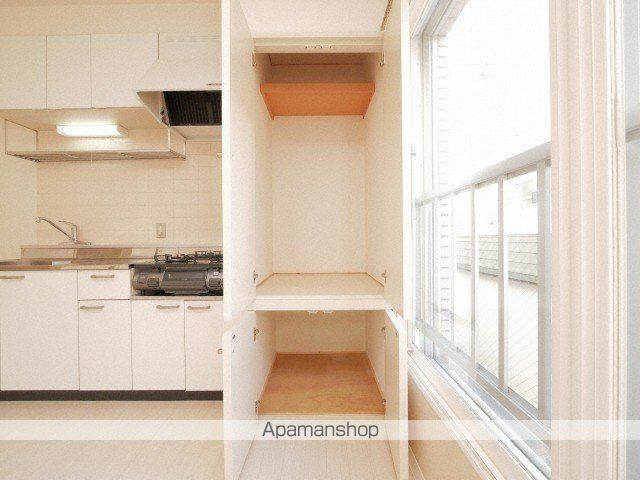 ヌーベル高砂の内装写真