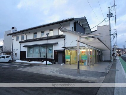 タウンコート・エミ[1LDK/35m2]の周辺1