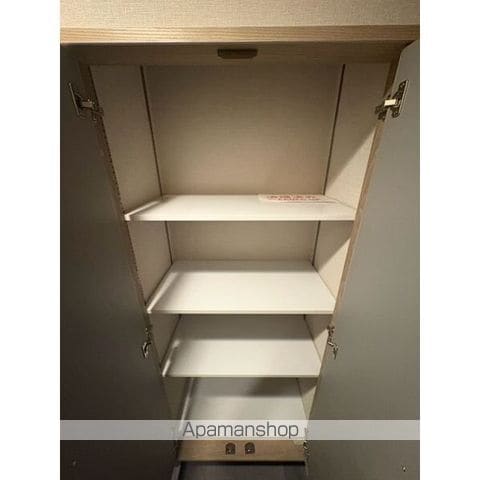 フロンティアテラス難波の内装写真