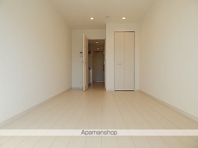 リブリ・国立北の内装写真