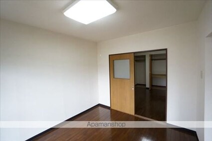 メゾンクリオネ[3LDK/70.38m2]の内装4