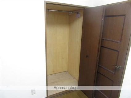 レジデンス荒川[4LDK/75.9m2]の収納