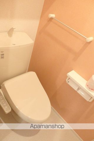 クローバー下平川Iの内装写真