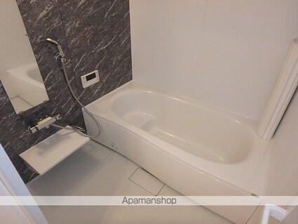 ルミエール・Ｔ　Ｂ[1LDK/41.99m2]のバス