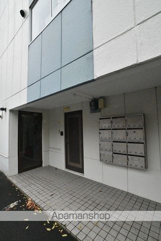 レスポールめぐみの玄関写真