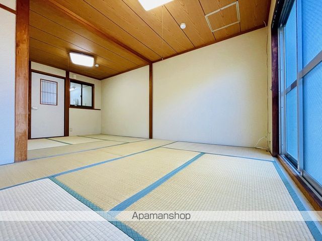 ミティオ森小路の内装写真