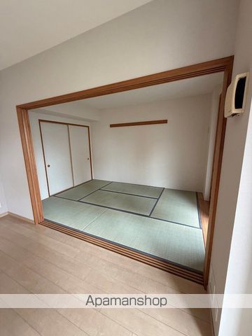 ライオンズマンション桜坂シティの内装写真