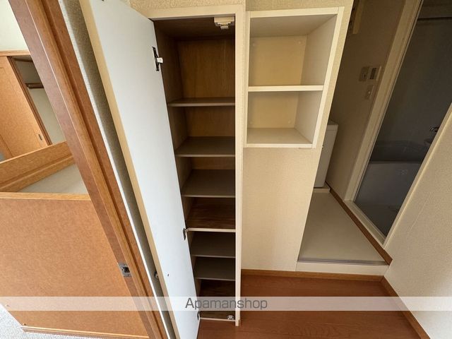 レオパレス四郎丸の内装写真