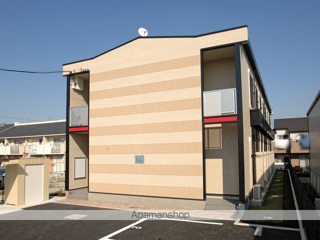 レオパレスワイワイの外観写真
