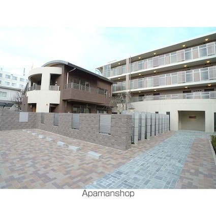 プラムガーデン関根[1LDK/42.42m2]のエントランス2