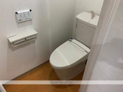 徳島県徳島市南佐古八番町[1K/26m2]のトイレ