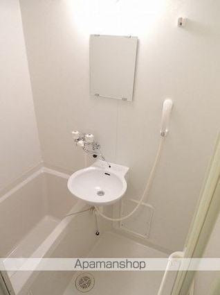 レオパレスセキバＡ[1K/26.49m2]のバス