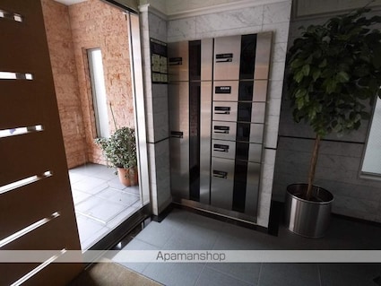 アクア・レアーレ青葉台[1DK/30.11m2]の共用部3