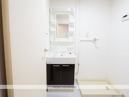 ホワイトプラザ会津[2LDK/55.77m2]の洗面所