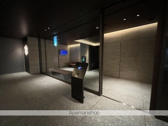 白金ザ・スカイ 東棟の外観写真