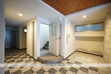 新富町セゾンヴェール[1K/25.77m2]の外観5