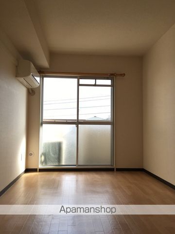ジョイフル池袋要町の内装写真