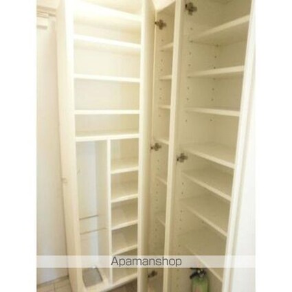 東京都新宿区市谷柳町[1K/29.52m2]の内装1