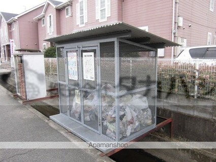 やまなみロイヤルＢ[2DK/46.06m2]の共用部2