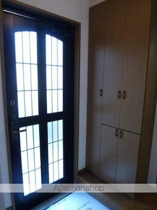 ロイヤルガーデン壱－七番館[3LDK/88.77m2]の玄関