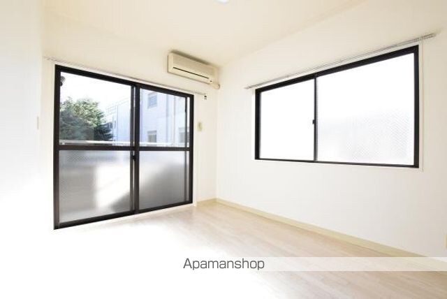 ベストワン[1R/17.01m2]のリビング・居間2