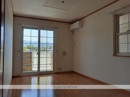 ジェルメ中澤Ａ[2DK/44.82m2]のリビング・居間