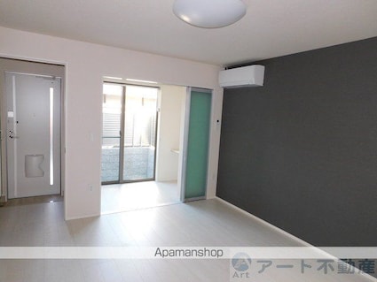 愛媛県松山市木屋町４丁目[1K/33.86m2]のリビング・居間