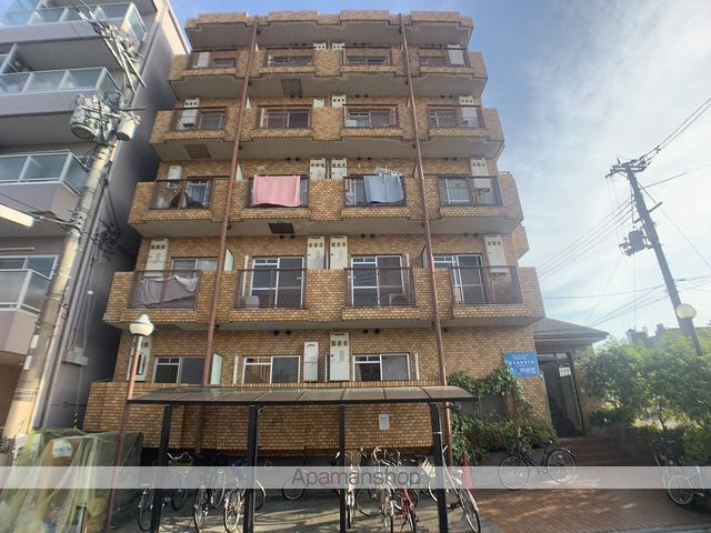 ロイヤルメゾン淡路の外観写真