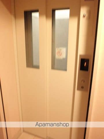 コーラルの内装写真