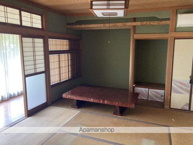 福山市 1階建 築38年の内装写真