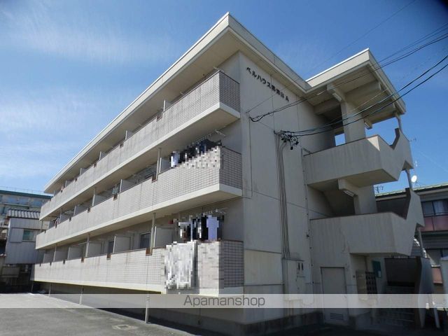 ベルハウス和地山A