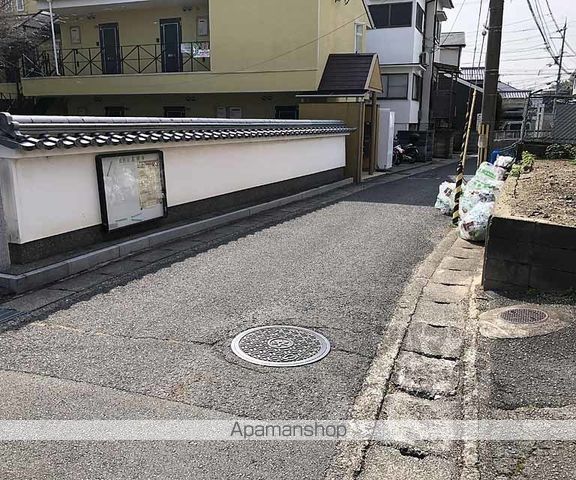 岡本荘の周辺写真