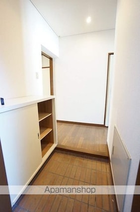 エルムビラ[3LDK/60.61m2]の玄関