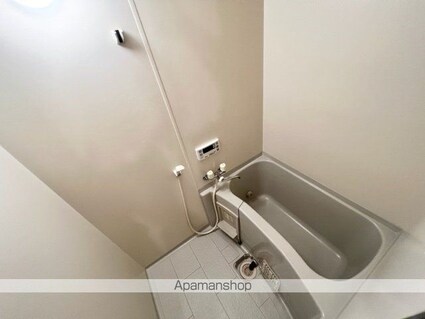 カツハイツ壱番館[1K/25.03m2]のバス