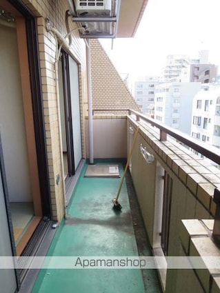 東京都江戸川区東葛西６丁目[2LDK/50.7m2]のバルコニー