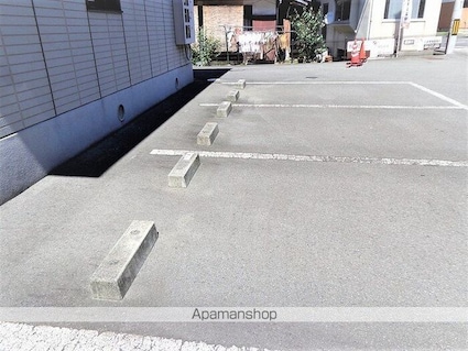 メルベーユ[2LDK/55.44m2]の駐車場