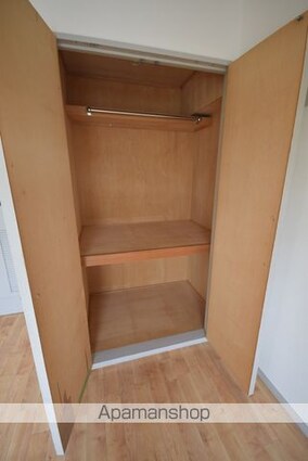 メイプル・アーサ中山[2K/33.16m2]の収納