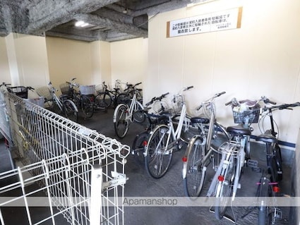 アメニティ吹上[1K/29.5m2]の駐車場