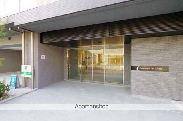 コンフォリア森下サウスの玄関写真