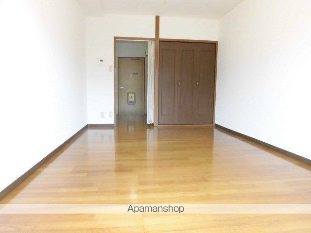 クレストコートの内装写真