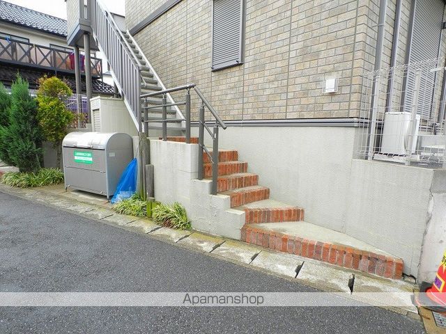 ピア E棟の玄関写真