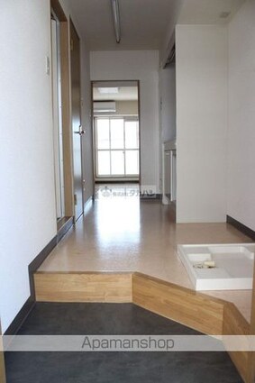 Ｙマンション[1K/27m2]の玄関