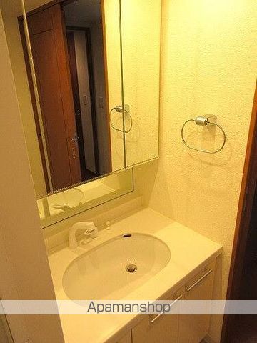 クレストフォルム横浜リヴァシスの内装写真